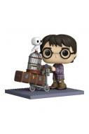 Harry Potter POP! Deluxe Vinyl Figur Harry Pushing Trolley 9 cm 