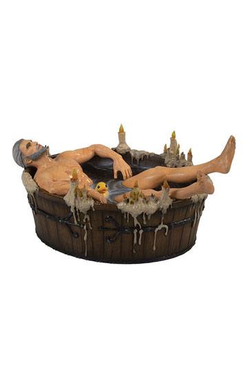 The Witcher 3 Wild Hunt Statue Geralt in der Badewanne 9 cm 